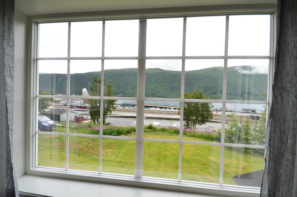 Villa Haudalan Åndalsnes Exteriér fotografie
